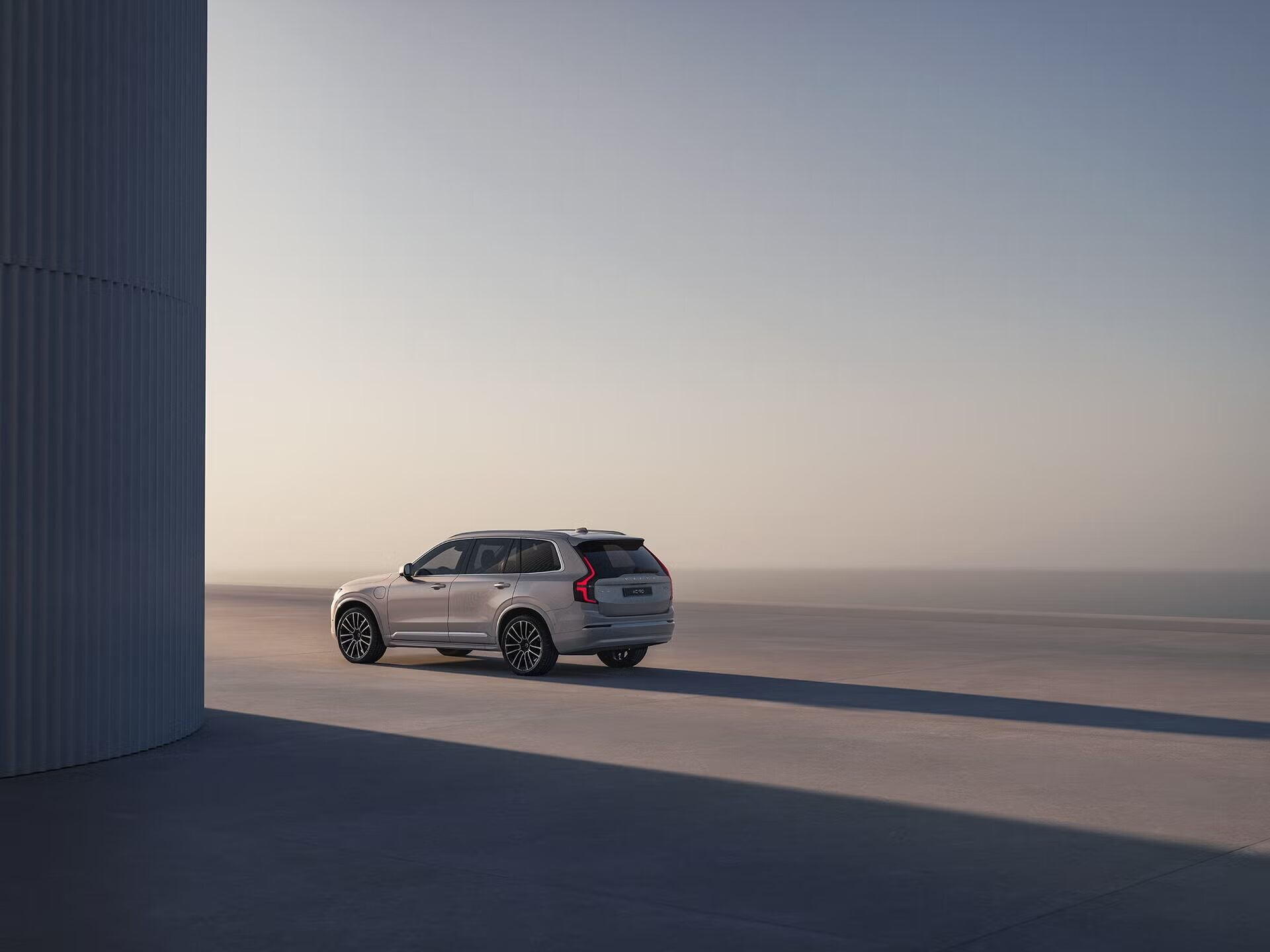 Volvo XC90 Plug-in гібриди Ultimate  Bright/Dark 